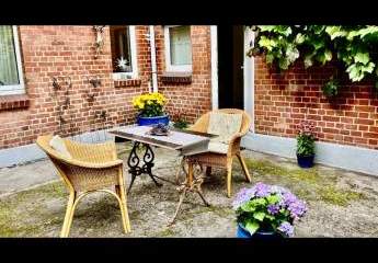 Möblierte 5-Zimmer-Erdgeschosswohnung in Hamburg Niendorf