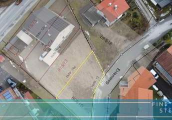 Baugrundstück mit bereits erbrachten Bauleistungen für den Bau einer Doppelhaushälfte