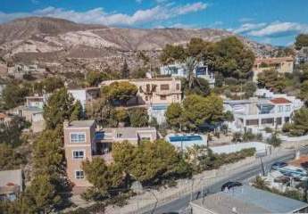 Luxusvilla mit Meerblick