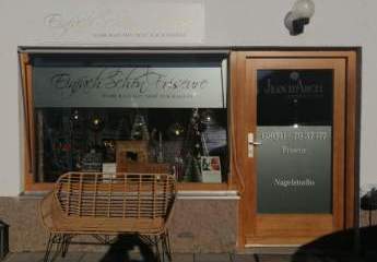 Kleiner Laden, ehemals Frisörladen, Bad Tölz Karwendel Siedlung