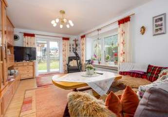 3-Zimmer-Erdgeschosswohnung in Wallgau mit Terrasse, Hobbyraum & Garage