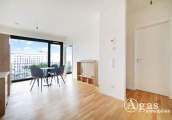 AUF WUNSCH MIT MÖBELN! Helle 2 Zimmer Wohnung mit ca. 40m², EBK und Balkon in Mitte!