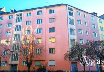 vermietete 2-Zimmer-Eigentumswohnung mit Sonnen-Balkon zum Hof Nähe Volkspark Wilmersdorf