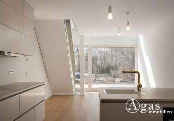 ERSTBEZUG! Stilvolle 3-Zimmer-Maisonettewohnung mit Garten
in Wedding