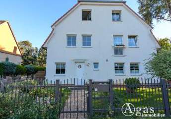 Moderne Doppelhaushälfte mit neuer Wärmepumpe in Staaken