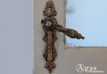 Schmuckstück im Dornröschenschlaf: Einfamilienhaus mit Einliegerwohnung + Nebengelass in Biesenthal