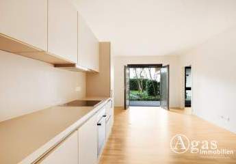 Gemütliche 2 Zimmer Erdgeschoss Wohnung mit ca. 52m², EBK und Terrasse in Berlin-Mitte!