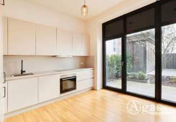 Luxuriöses Townhouse mit 5 Zimmern, Privatgarage und Dachterrasse im Herzen von Berlin-Mitte!