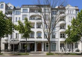 Stilvoll renovierter Altbau im Seitenflügel – bezugsfrei in Berlin-Schöneberg