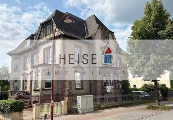 6-Zimmer-Dachgeschosswohnung mit EBK und Gartenabteil, nähe Bahnhof