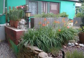 Wochenendhaus mit Garten am Wald