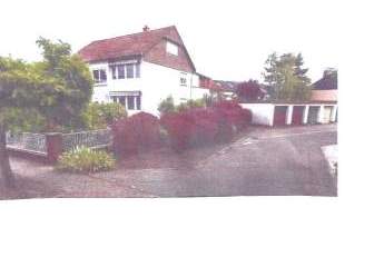 Familiendomizil - Zweifamilienhaus mit Apartment