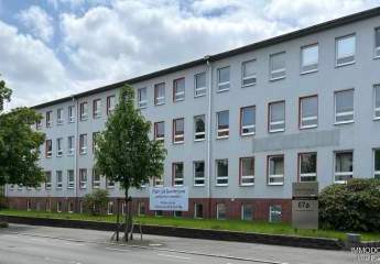 12 Zimmer in einer Büroetage im 1. Obergeschoss mit Personenaufzug, barrierefrei erreichbar, zu vermieten!