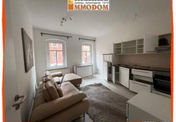 2-Zimmer-Hochparterre-Wohnung mit EINBAUKÜCHE zu verkaufen!