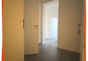 2-Zimmer-Wohnung, neu und hochwertig renoviert, in Zwickau-Pölbitz zu vermieten!