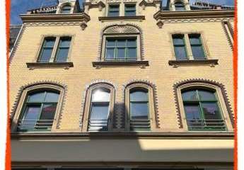 1,5-Zmmer-Wohnung mit EINBAUKÜCHE und Galerieetage im Herzen von Zwickau zu vermieten!