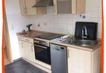 2-Zimmer-Wohnung mit BALKON und Einbauküche in Zwickau-Nordvorstadt zu vermieten!
