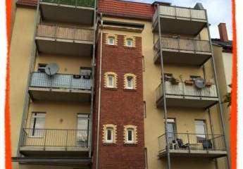 2-Zimmer-Wohnung mit BALKON und LAMINAT zu vermieten!
