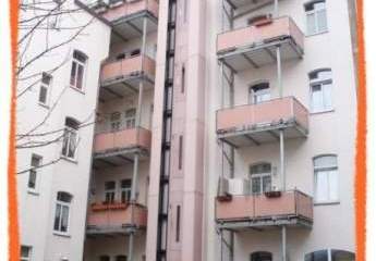 Schön geschnittene 3-Zimmer-Wohnung mit Personenaufzug, BALKON und Gäste-WC zu vermieten!