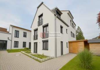 Top!! Modernes Haus über zwei Etagen mit Dachstudio und hochwertiger Ausstattung