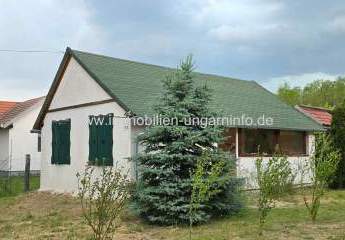 In Libickozma, in der Nähe eines Naturschutzgebiets, steht ein Einfamilienhaus zum Verkauf