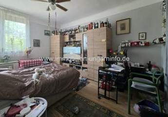 In Marcali, in der Csomós-Gergely-Straße, steht eine Erdgeschosswohnung zum Verkauf