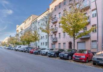 Stilvolle Altbauwohnung in Bestlage – Moderne Ausstattung trifft historisches Flair