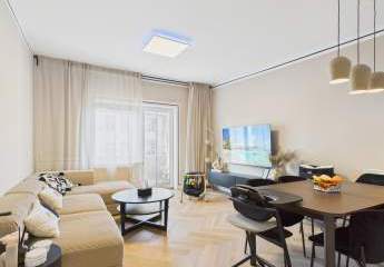 bezugsfreie 3 1/2-Zimmer-Wohnung mit Balkon in Charlottenburg, hochwertig möbliert