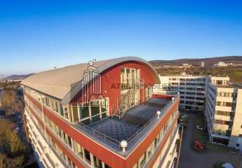 ATIK: Penthouse mit Dachterrasse in zentraler Lage mit exzellenter Verkehrsanbindung– provisionsfrei