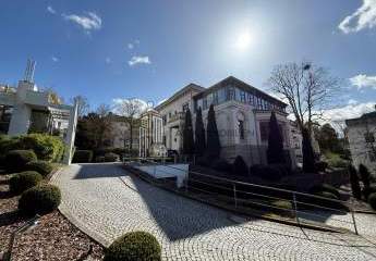ATIK: Historische Villa Sanssouci - Stilvolle Büroetagen mit Prestige - provisionsfrei
