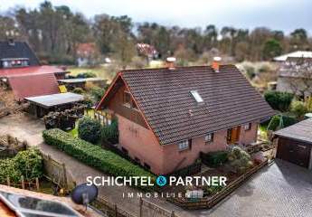 Quelkhorn | Traumhaftes 3-Parteien-Haus auf schönem Grundstück