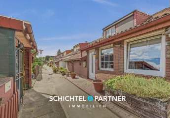 Oslebshausen | Renovierungsbedürftiges Reihenhaus mit Garten- und Hoffläche