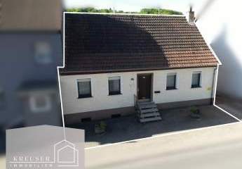 Wohnhaus mit Weitblick - Einfamilienhaus mit Entwicklungspotential in Merchweiler