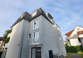 Frisch renovierte 3-Zimmer-Gartenwohnung mit Terrasse, ca. 350 m² Garten und 3 Stellplätzen in Hanau