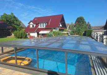 Attraktives Einfamilienhaus  mit Pool, Gartenteich und Photovoltaik in ruhiger Lage