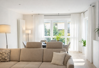Moderne 3,5-Zimmer-Eigentumswohnung mit Balkon in ruhiger Lage