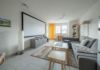 Kapitalanlage! Komfortable 2,5-Zimmer-Wohnung mit Balkon und TG-Stellplatz